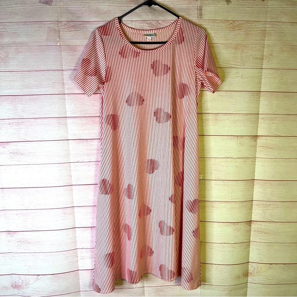 LulaRoe Stripe and Heart Print Carly Pocket Dress‎ Size Small